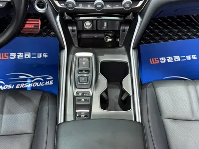 Honda Accord 2020, 51000 км, за 14243.4 USD - фото 10