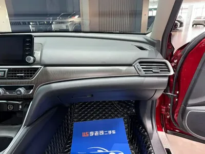 Honda Accord 2020, 51000 км, за 14243.4 USD - фото 29