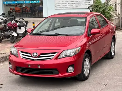 Toyota Corolla · 2014 год