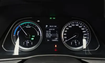 Hyundai Sonata 2020, 130550 км, за 10198.67 USD - фото 8
