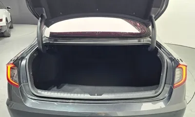 Hyundai Sonata 2020, 130550 км, за 10198.67 USD - фото 20
