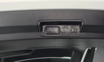 Ford Explorer 2021, 61682 км, за 17592.23 USD - фото 34