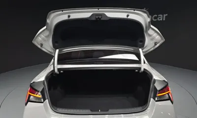 Hyundai Avante 2024, 20547 км, за 14130.36 USD - фото 20