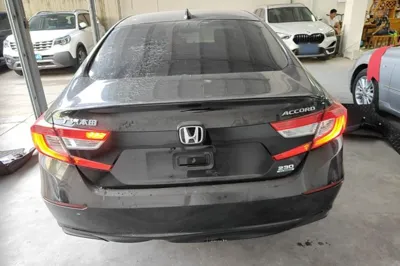 Honda Accord 2018, 60800 км, за 13143 USD