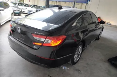 Honda Accord 2018, 60800 км, за 13143 USD - фото 6