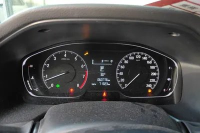 Honda Accord 2018, 60800 км, за 13143 USD - фото 18