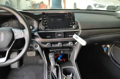 Honda Accord 2018, 60800 км, за 13143 USD - фото 19