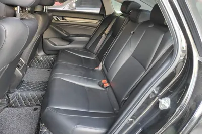 Honda Accord 2018, 60800 км, за 13143 USD - фото 24