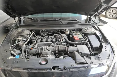 Honda Accord 2018, 60800 км, за 13143 USD - фото 29