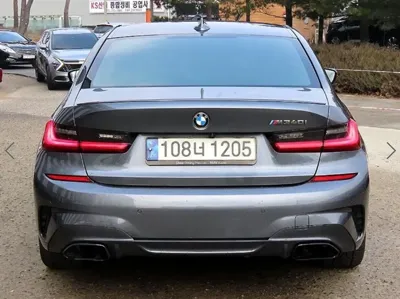 BMW 3-Series 2021, 158000 км, за 25431.12 USD