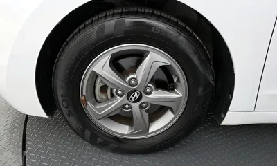 Hyundai Avante 2018, 116872 км, за 5231.78 USD