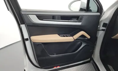 Porsche Cayenne 2024, 43462 км, за 81843.56 USD - фото 24