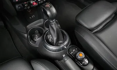 MINI Cooper 2018, 73273 км, за 7089.41 USD - фото 9
