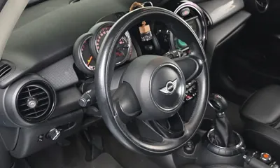 MINI Cooper 2018, 73273 км, за 7089.41 USD - фото 15