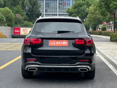 Mercedes-Benz GLC 2023, 83000 км, за 26338.51 USD