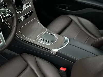 Mercedes-Benz GLC 2023, 83000 км, за 26338.51 USD - фото 10