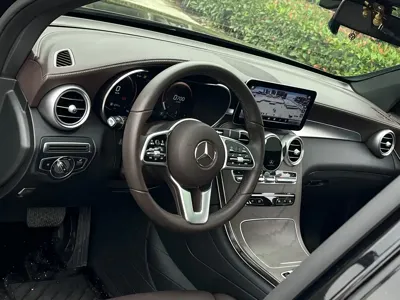 Mercedes-Benz GLC 2023, 83000 км, за 26338.51 USD - фото 11
