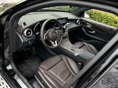 Mercedes-Benz GLC 2023, 83000 км, за 26338.51 USD - фото 12