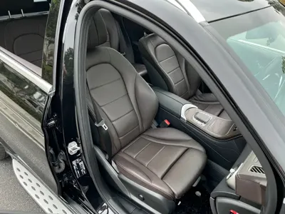 Mercedes-Benz GLC 2023, 83000 км, за 26338.51 USD - фото 17