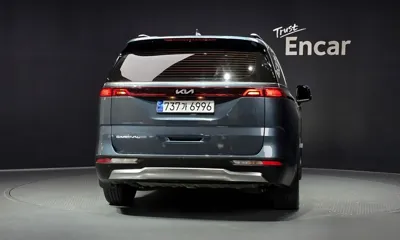Kia Canival 2022, 48205 км, за 16091.21 USD