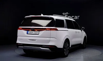 Kia Canival 2023, 77095 км, за 16490.05 USD
