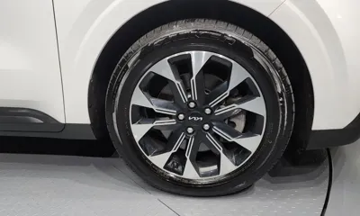 Kia Canival 2023, 77095 км, за 16490.05 USD