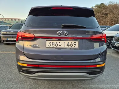 Hyundai Santafe 2023, 43617 км, за 18762.22 USD