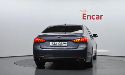Hyundai Genesis 2016, 101050 км, за 7598.28 USD