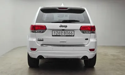Jeep Cherokee 2018, 237938 км, за 7800.82 USD