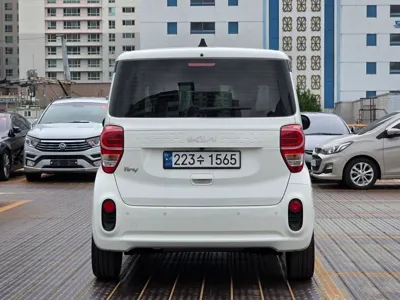 Kia Ray 2022, 64259 км, за 7870.55 USD
