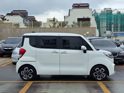 Kia Ray 2022, 64259 км, за 7870.55 USD