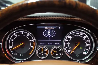 Bentley Continental 2015, 56000 км, за 40065.17 USD - фото 11