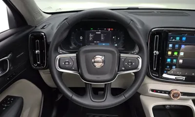 Volvo XC40 2025, 7827 км, за 29492.89 USD - фото 13