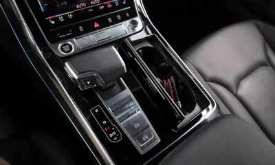 Audi Q7 2022, 27618 км, за 44600.61 USD - фото 9