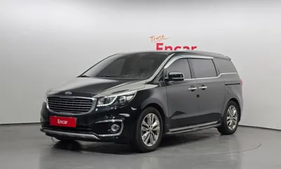 Kia Canival · 2017 год