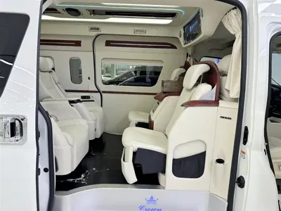 Toyota Hiace 2025, 16000 км, за 61505.58 USD - фото 22