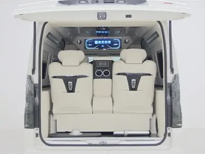 Toyota Hiace 2025, 16000 км, за 61505.58 USD - фото 43