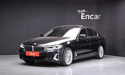 BMW 5-Series · 2023 год