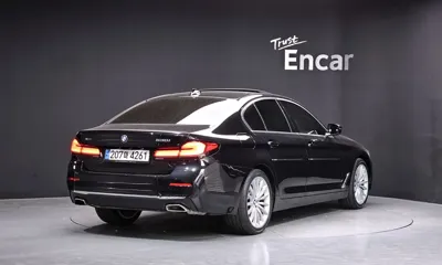 BMW 5-Series 2023, 106727 км, за 22475.58 USD