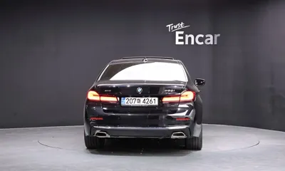 BMW 5-Series 2023, 106727 км, за 22475.58 USD