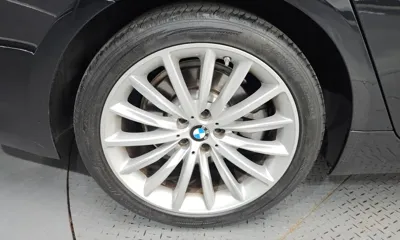 BMW 5-Series 2023, 106727 км, за 22475.58 USD