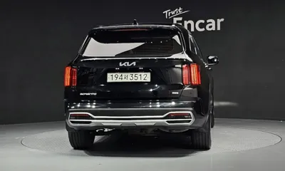 Kia Sorento 2023, 95326 км, за 21070.36 USD