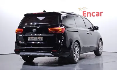 Kia Canival 2019, 134272 км, за 9439.74 USD