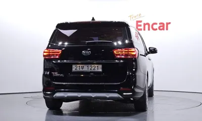 Kia Canival 2019, 134272 км, за 9439.74 USD