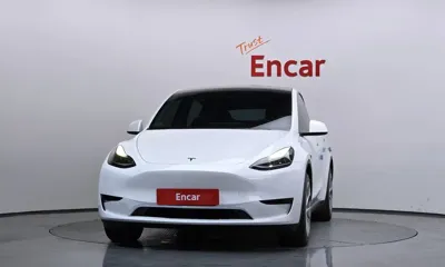Tesla Model Y 2024, 21421 км, за 27302.86 USD