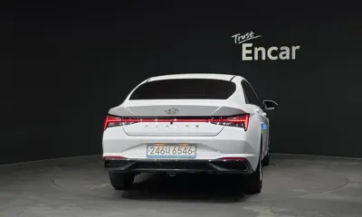 Hyundai Avante 2021, 109518 км, за 7936.51 USD