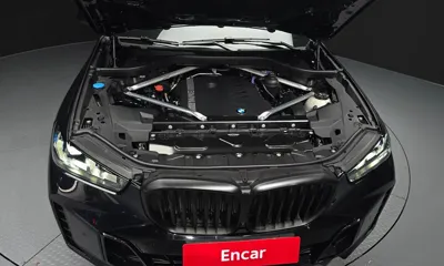 BMW X5 2025, 6109 км, за 85954.25 USD - фото 6