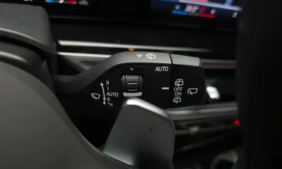 BMW X5 2025, 6109 км, за 85954.25 USD - фото 31