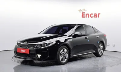 Kia K5 · 2017 год