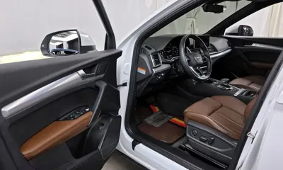 Audi Q5 2020, 52363 км, за 22144.38 USD - фото 10